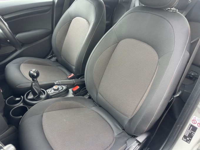 2025 Mini Hatch