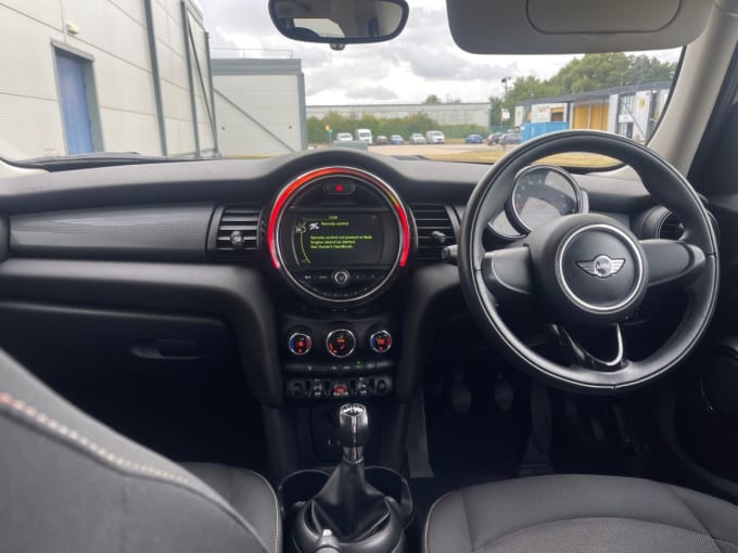 2025 Mini Hatch