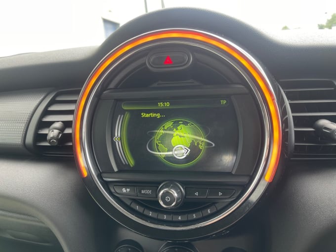 2025 Mini Hatch