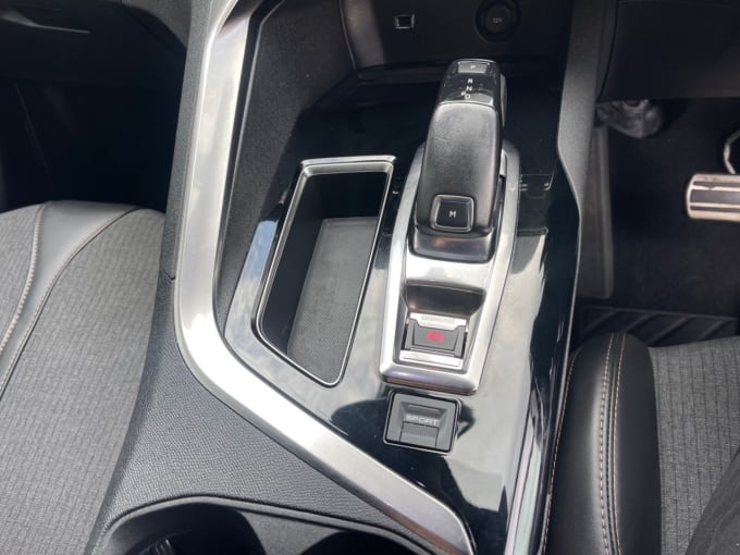 2025 Peugeot 3008