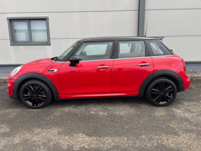 2025 Mini Hatch