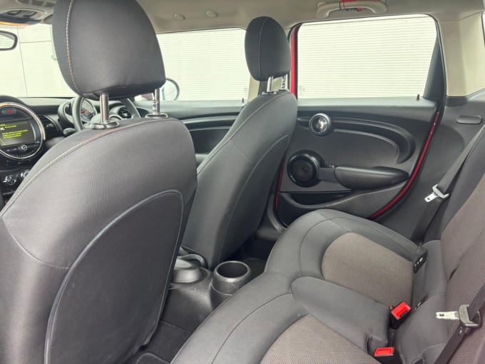 2025 Mini Hatch