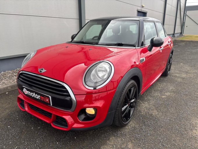 2025 Mini Hatch