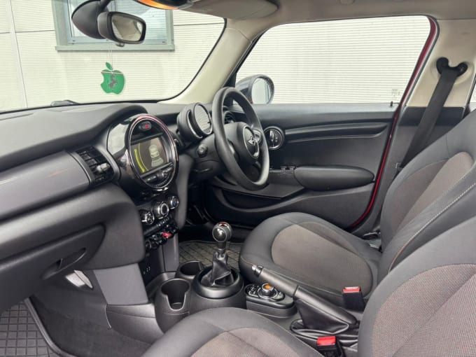 2025 Mini Hatch