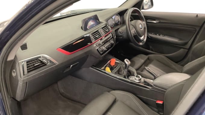 2025 BMW 1 Series