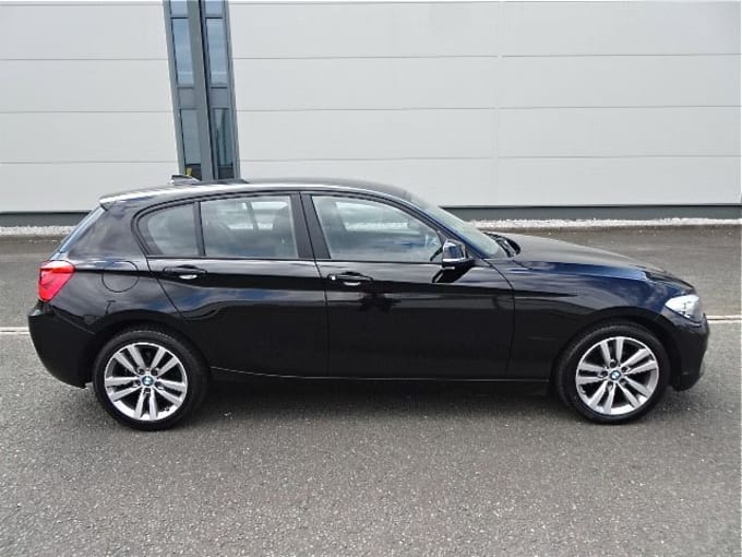 2025 BMW 1 Series