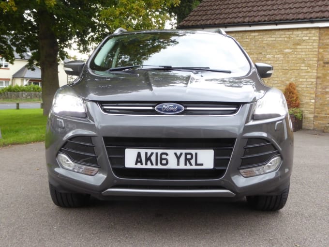 2025 Ford Kuga