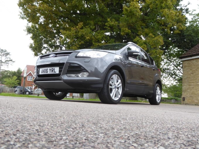 2025 Ford Kuga