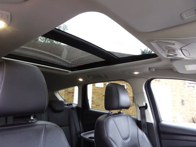2025 Ford Kuga