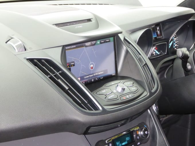 2025 Ford Kuga