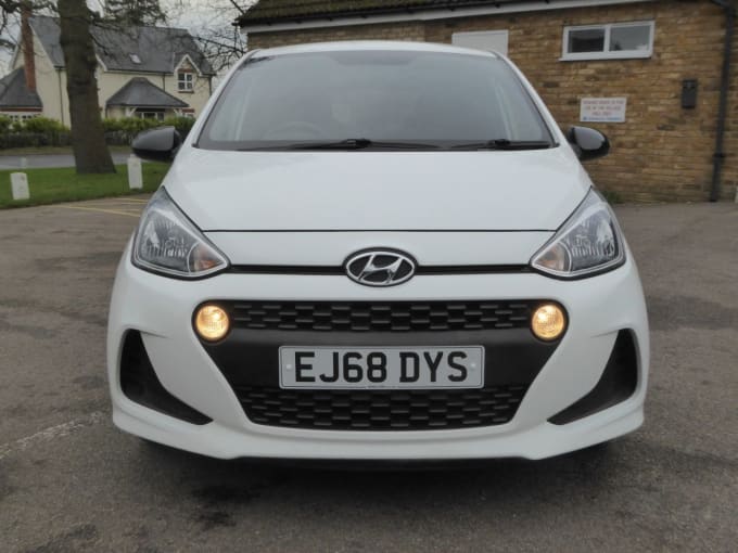 2025 Hyundai I10
