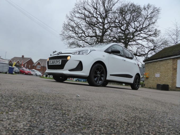 2025 Hyundai I10