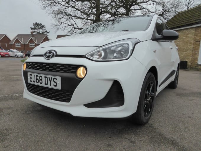 2025 Hyundai I10