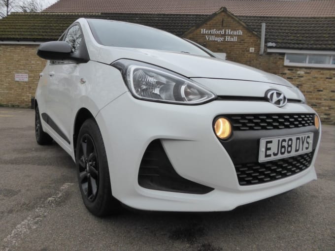 2025 Hyundai I10