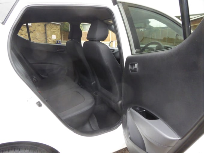 2025 Hyundai I10