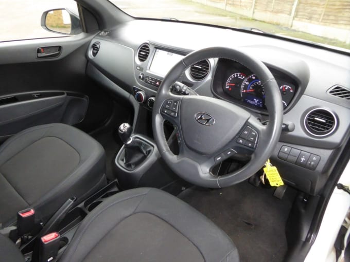2025 Hyundai I10