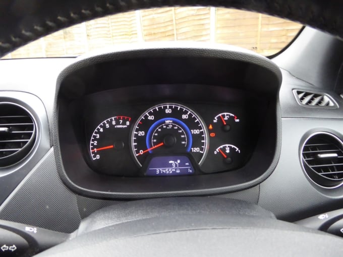 2025 Hyundai I10