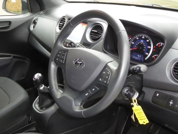 2025 Hyundai I10