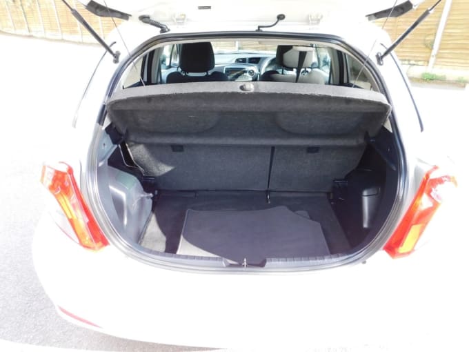 2025 Toyota Yaris