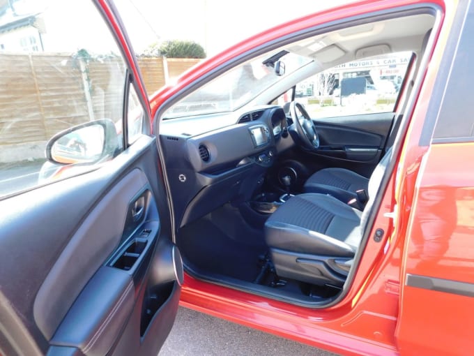 2025 Toyota Yaris