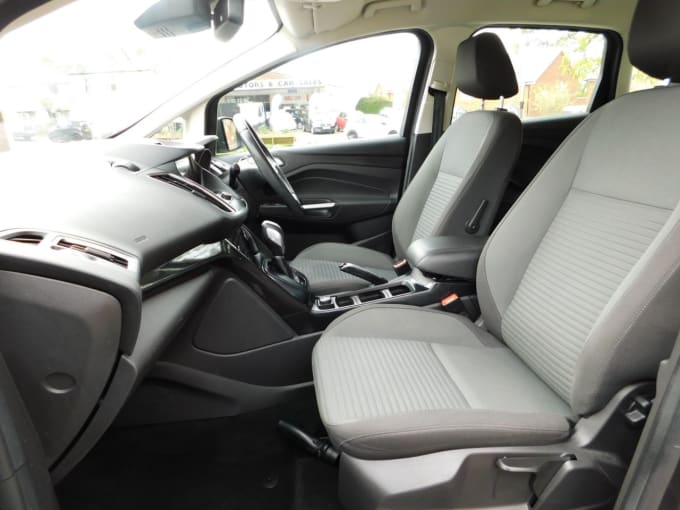 2025 Ford C-max
