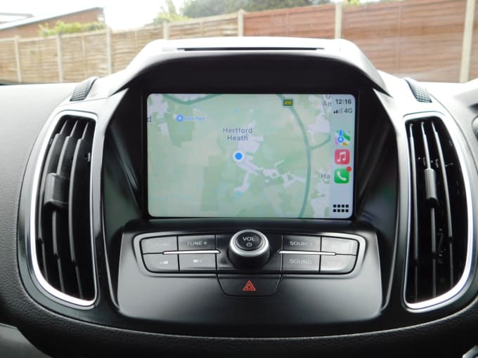2025 Ford C-max