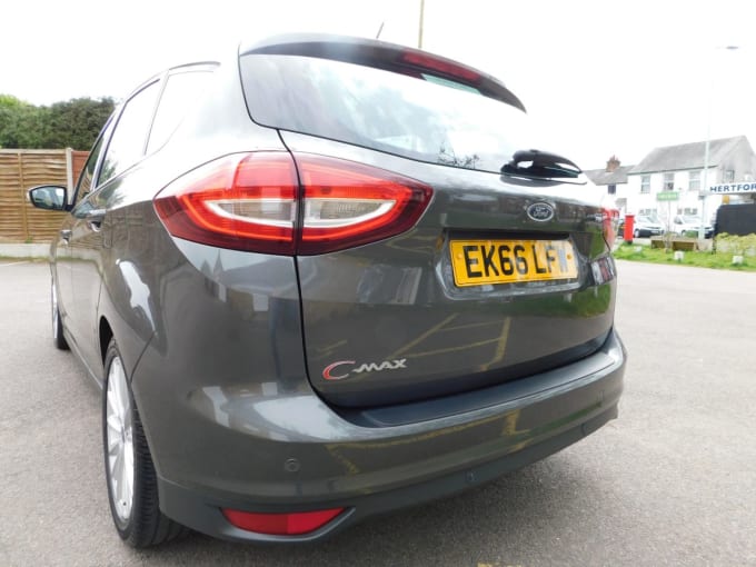 2025 Ford C-max