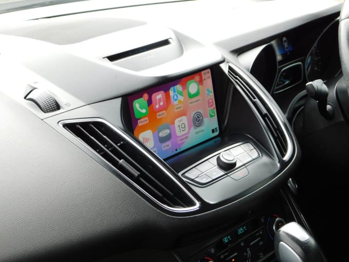 2025 Ford C-max