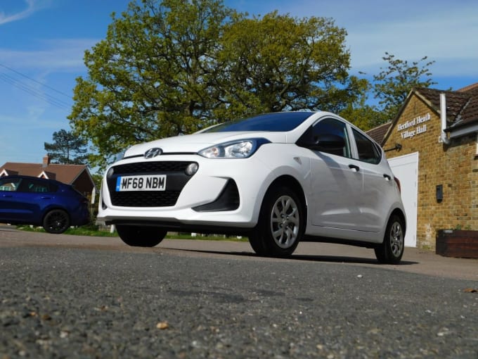 2025 Hyundai I10