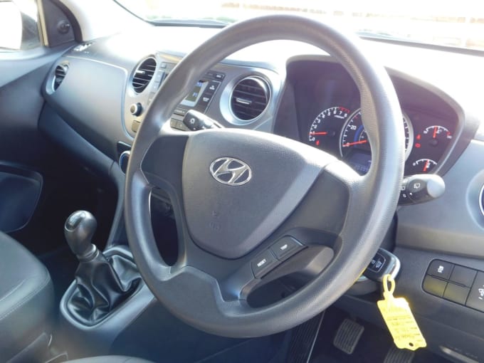 2025 Hyundai I10
