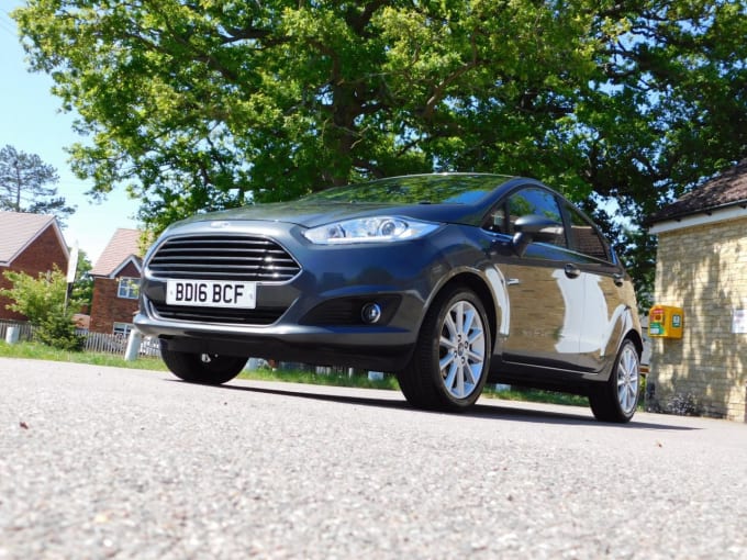 2025 Ford Fiesta