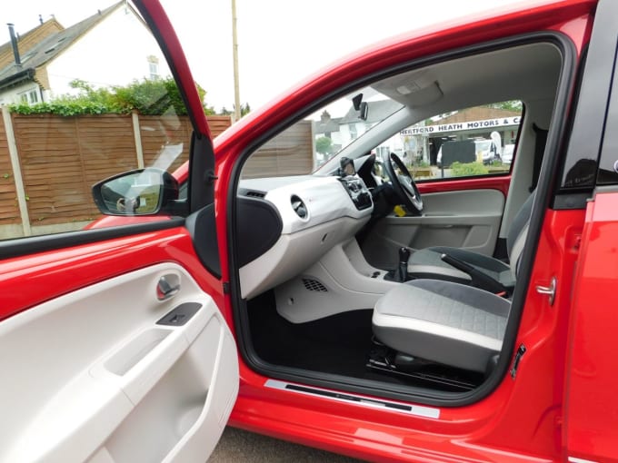 2025 Volkswagen Up!