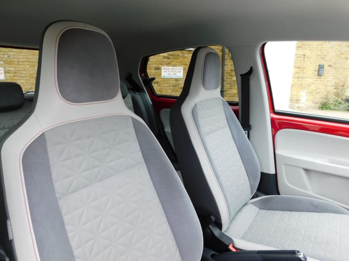 2025 Volkswagen Up!
