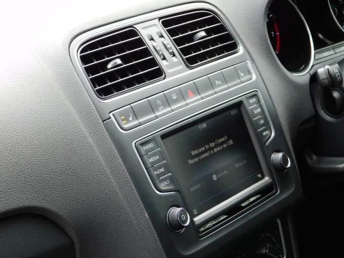 2025 Volkswagen Polo