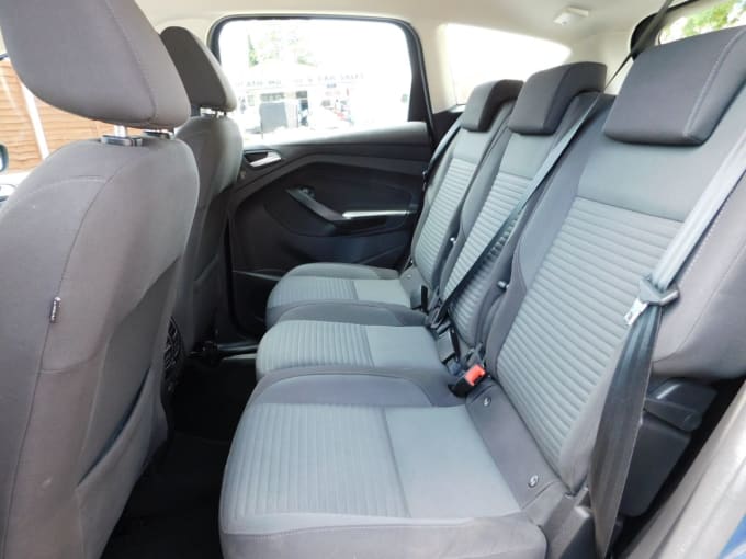 2025 Ford C-max