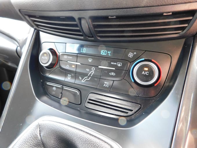 2025 Ford C-max