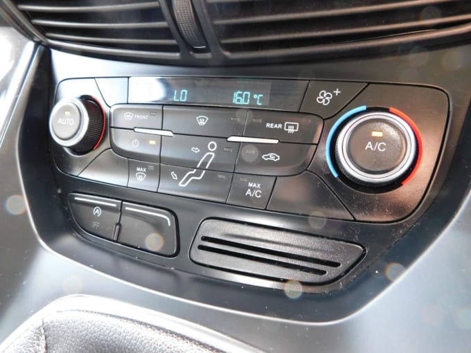2025 Ford C-max