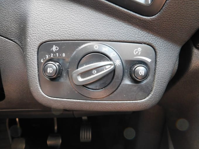 2025 Ford C-max