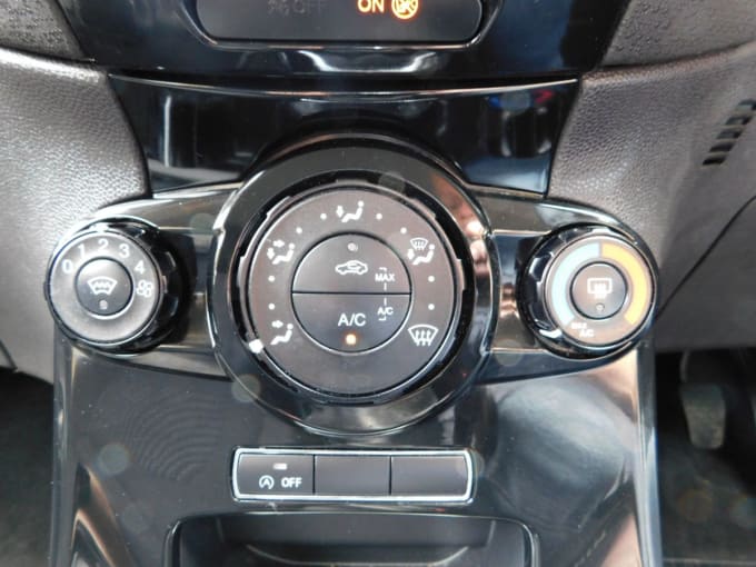 2025 Ford Fiesta