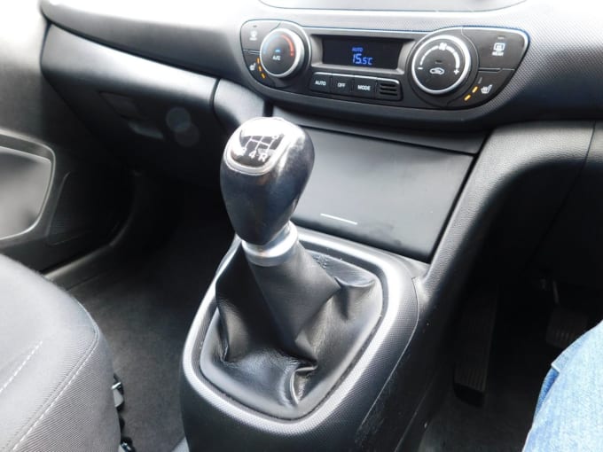 2025 Hyundai I10