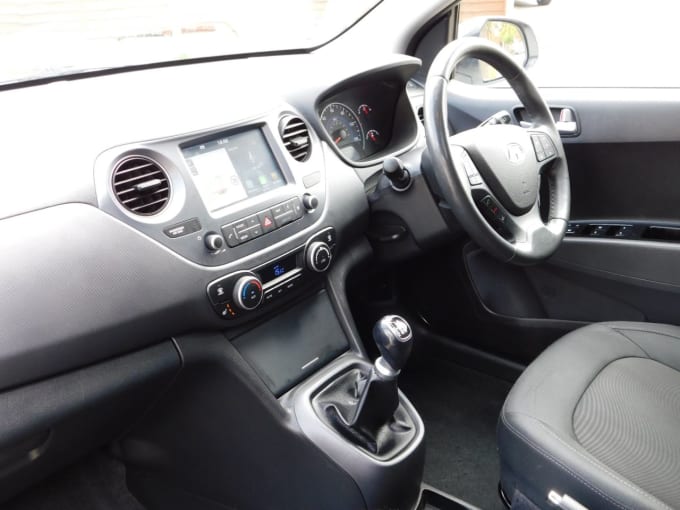2025 Hyundai I10