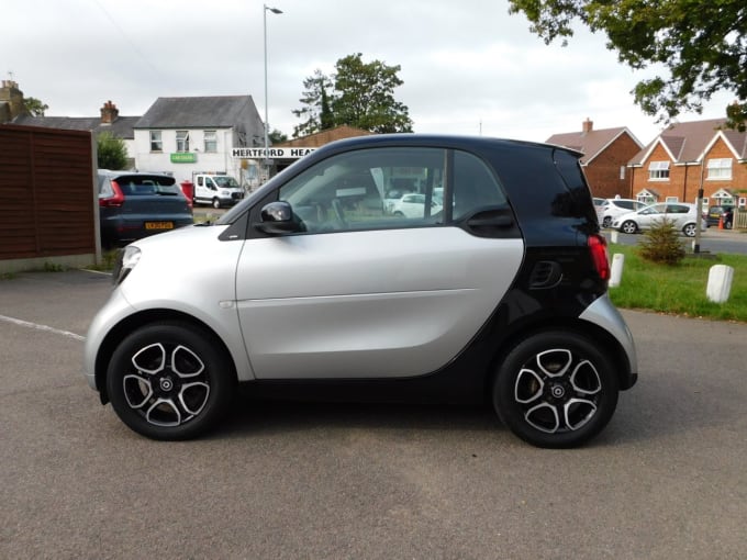 2025 Smart Fortwo