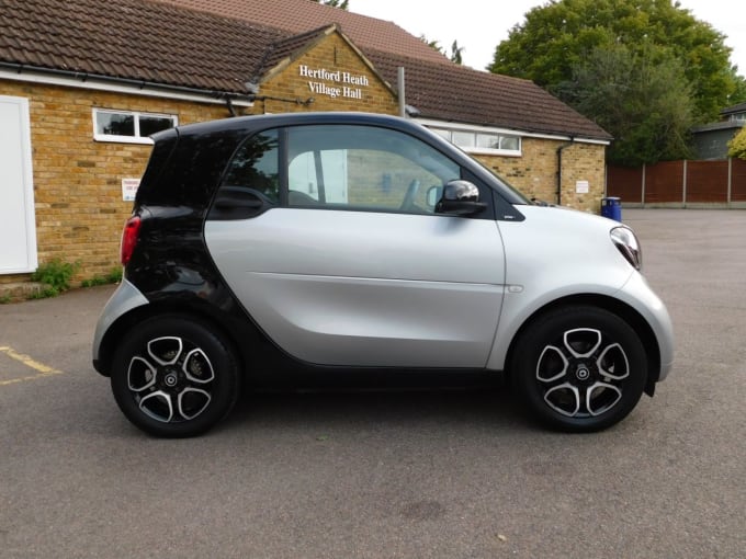2025 Smart Fortwo