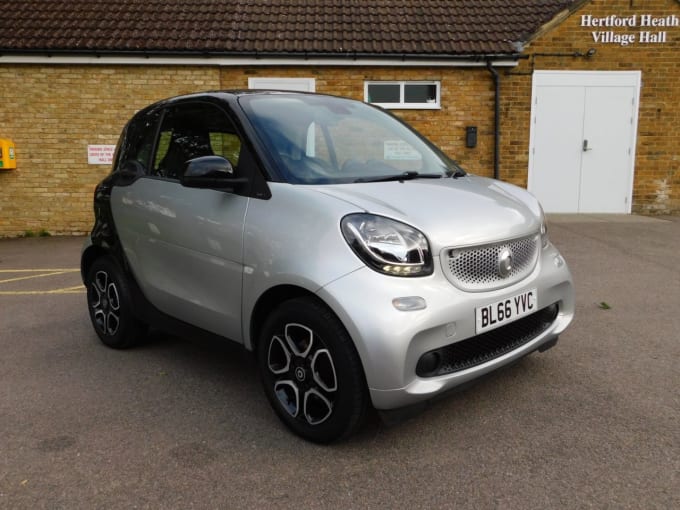 2025 Smart Fortwo