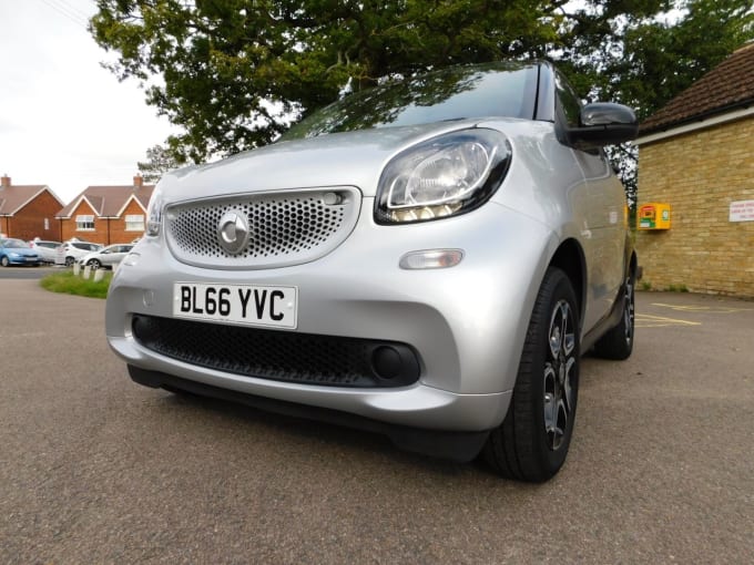 2025 Smart Fortwo