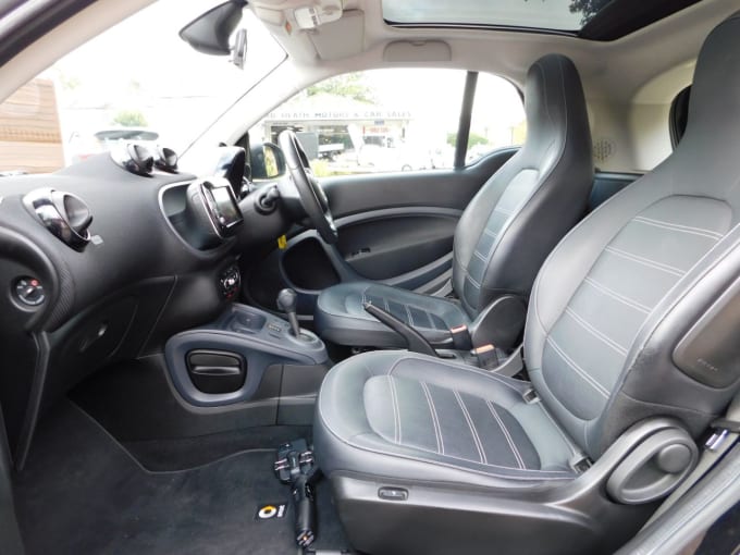 2025 Smart Fortwo