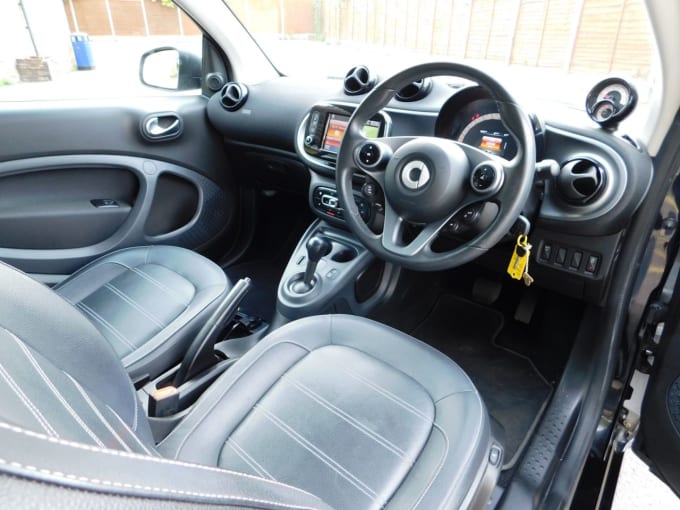 2025 Smart Fortwo