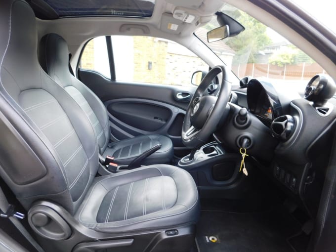 2025 Smart Fortwo