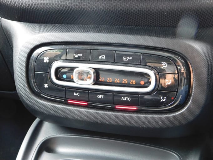 2025 Smart Fortwo