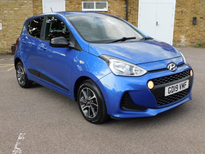 2025 Hyundai I10